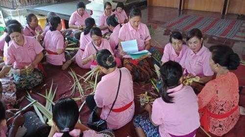 Pelatihan banten otonan rajaswala banjar kelandis 2018