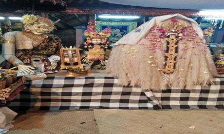 Seni Klasik Barong Landung di Pura Tangkas 