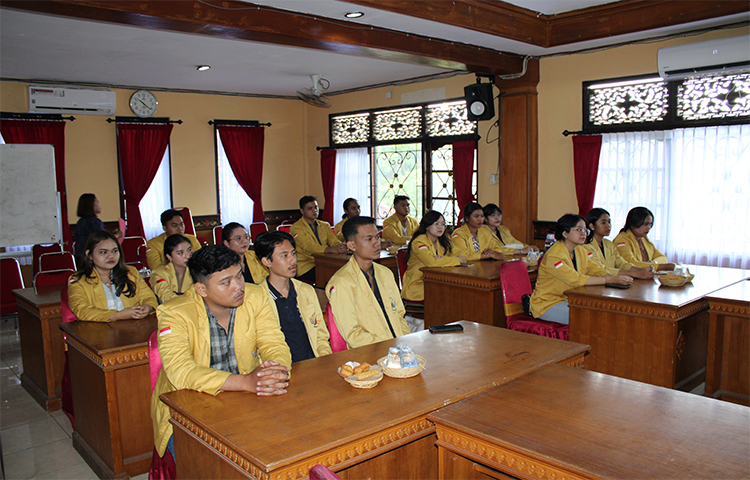 Penerimaan Mahasiswa KKN Undiknas