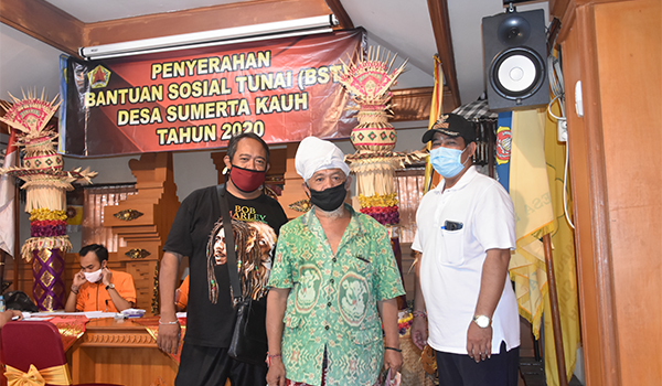 Penyerahan BST Kantor Pos